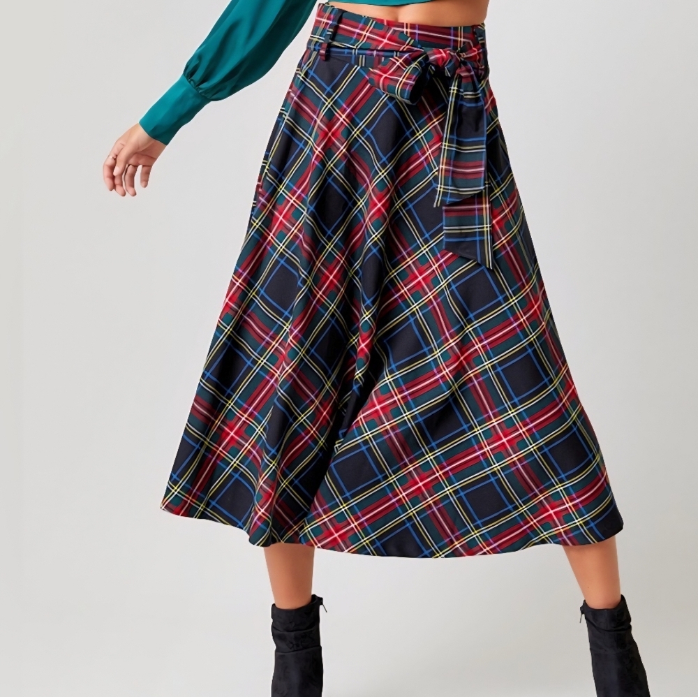 Francesca's Collections Multicolor Plaid Midi Skirt
